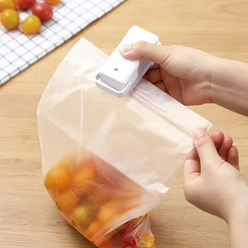 Mini sealer plastic bags